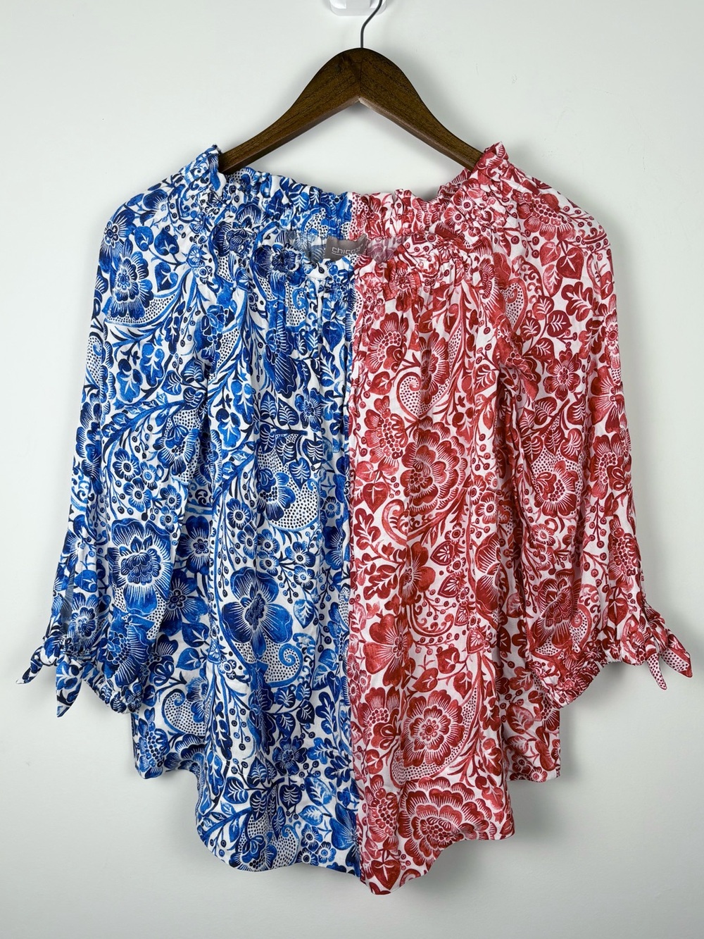 New NWT Chico's Two-Tone Blue & Red Floral Off-Shoulder Flowy Top Size Small